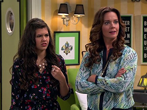 Ginifer King and Amber Frank in The Haunted Hathaways (2013)