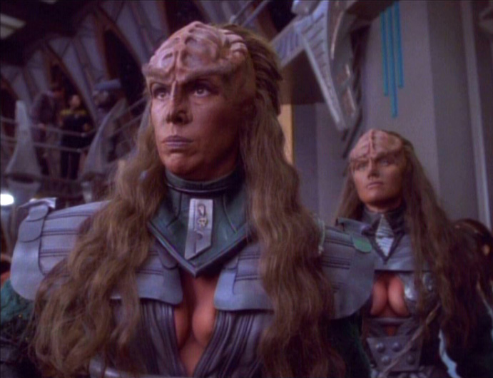 Barbara March and Gwynyth Walsh in Star Trek: Deep Space Nine (1993)