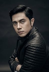 Primary photo for Paulo Avelino