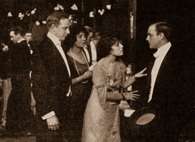 Gladden James and Dorothy Kelly in The Antique Engagement Ring (1914)