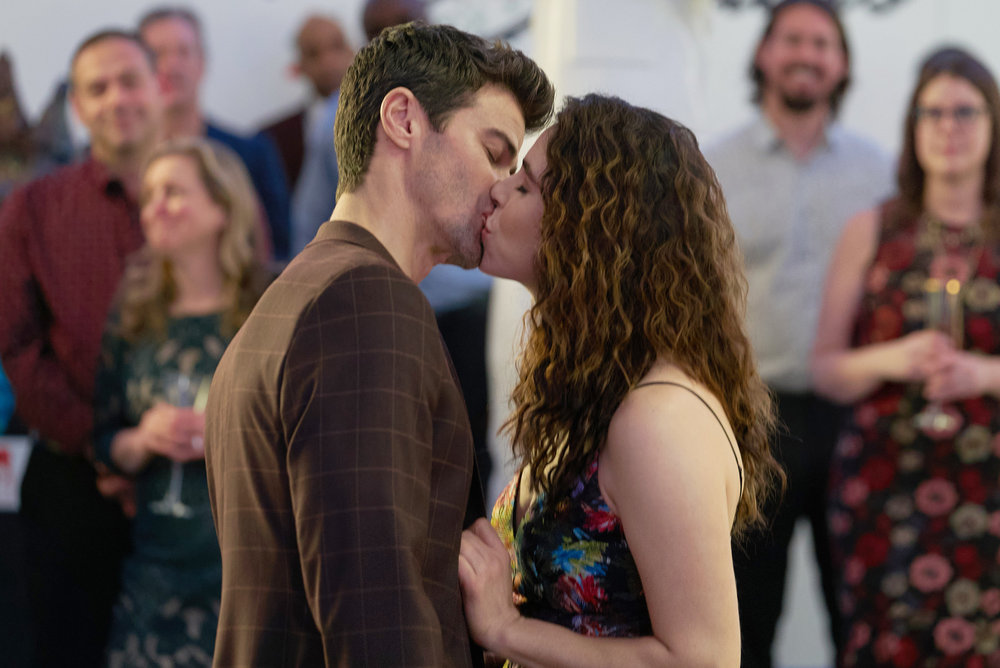 Matt Cohen and Alexandra Turshen in Made for Each Other (2023)