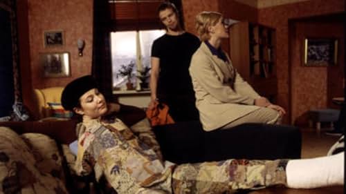 Tiina Lymi, Miia Nuutila, and Petteri Summanen in Isänmaan toivot (1998)