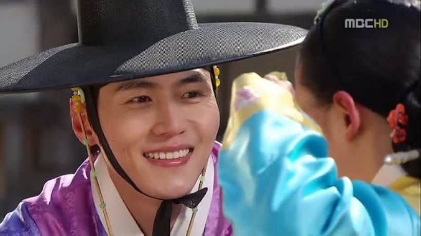 Song Jae-hee in The Moon Embracing the Sun (2012)