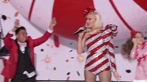 Gwen Stefani'S You Make It Feel Like Christmas