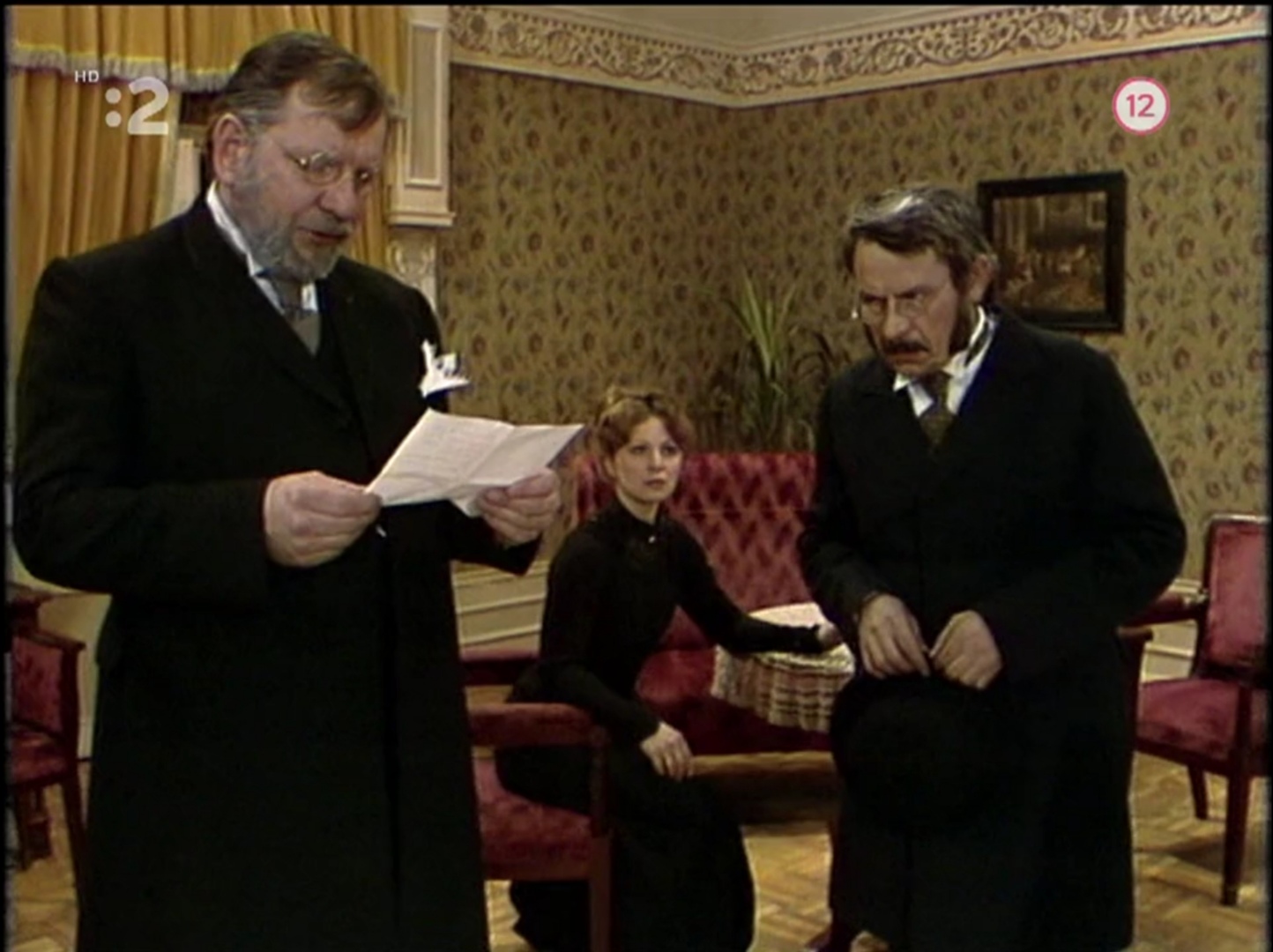 Kamila Magálová, Vlado Müller, and Teodor Piovarci in Krkavci (1983)