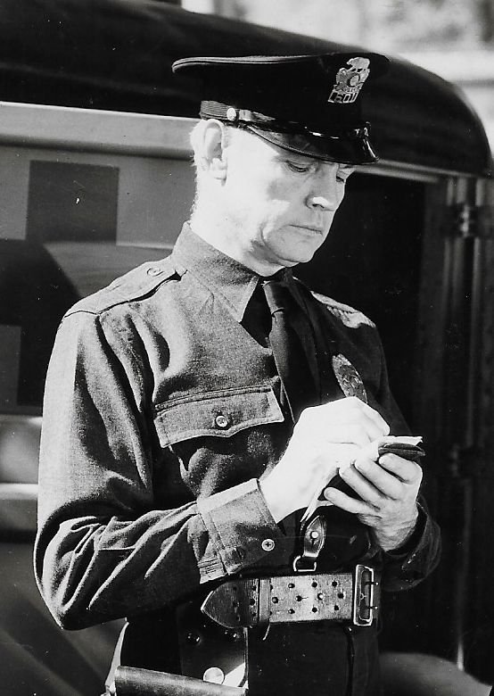 Frank O'Connor in Against the Law (1934)