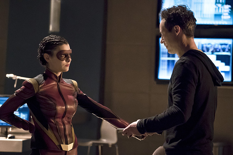 Tom Cavanagh and Allison Paige in The Flash (2014)