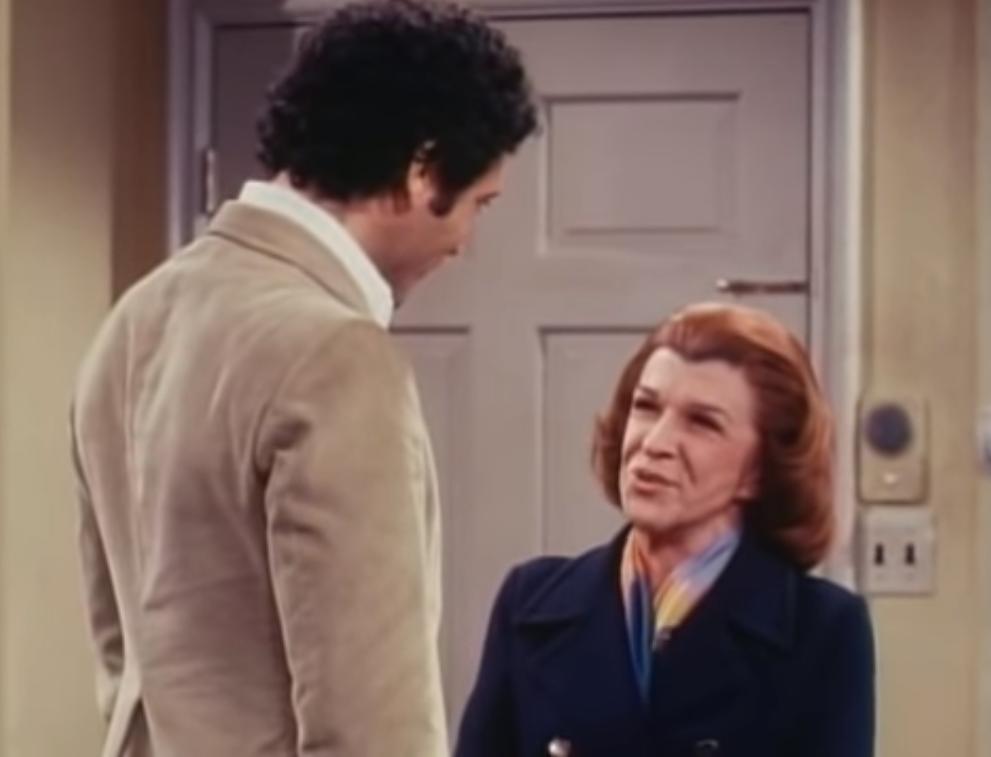 David Groh and Nancy Walker in Rhoda (1974)