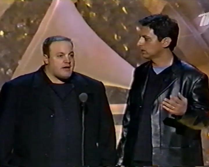 Ray Romano and Kevin James in The 43rd Annual Grammy Awards (2001)