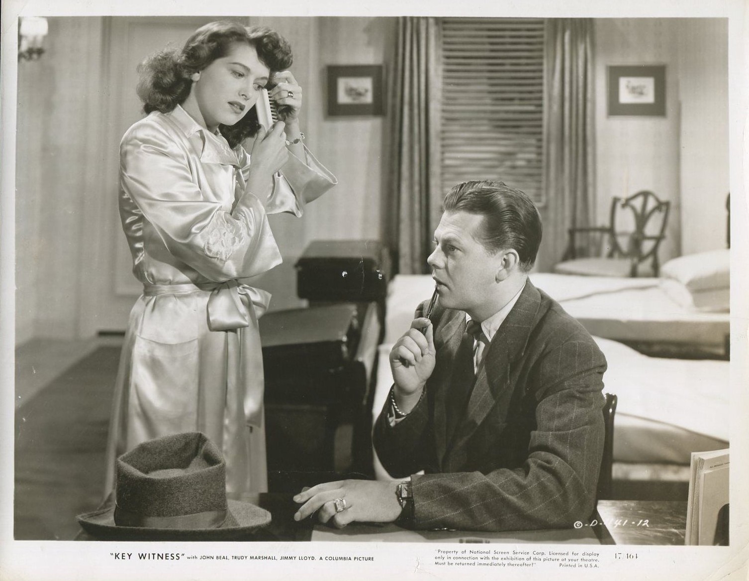 Jimmy Lloyd and Trudy Marshall in Key Witness (1947)