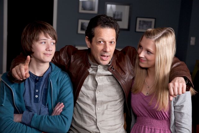 Rudy Ruggiero, Iris Mareike Steen, and Julius Römer in Here Comes Kalle (2006)