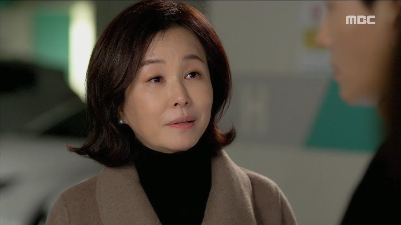 Kim Mi Sook in Man Who Sets the Table (2017)