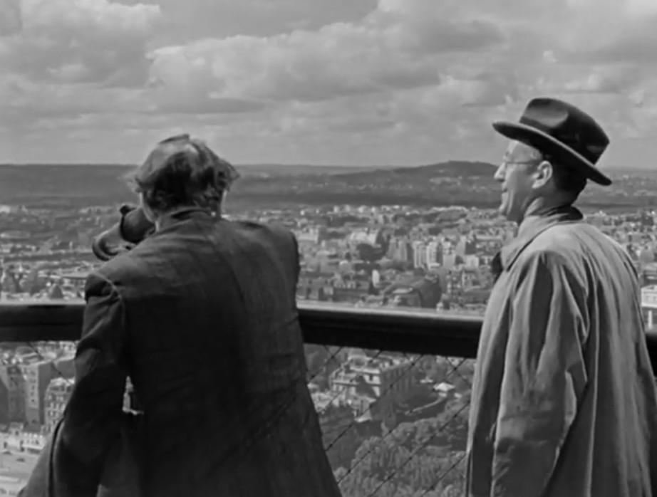 Alec Guinness and Stanley Holloway in The Lavender Hill Mob (1951)