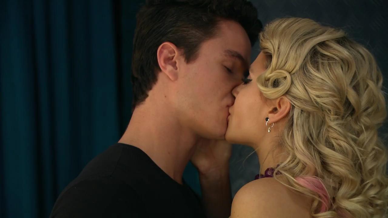 Michael Ronda and Valentina Zenere in Soy Luna (2016)