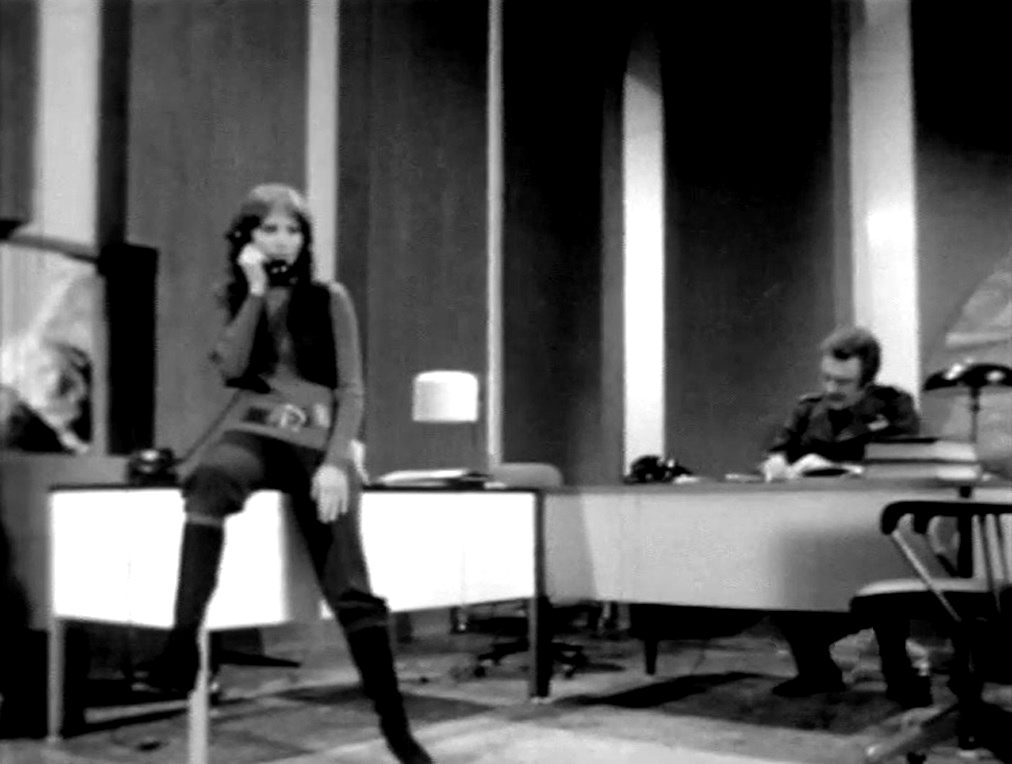 Guido De Salvi and Paola Pitagora in A come Andromeda (1972)