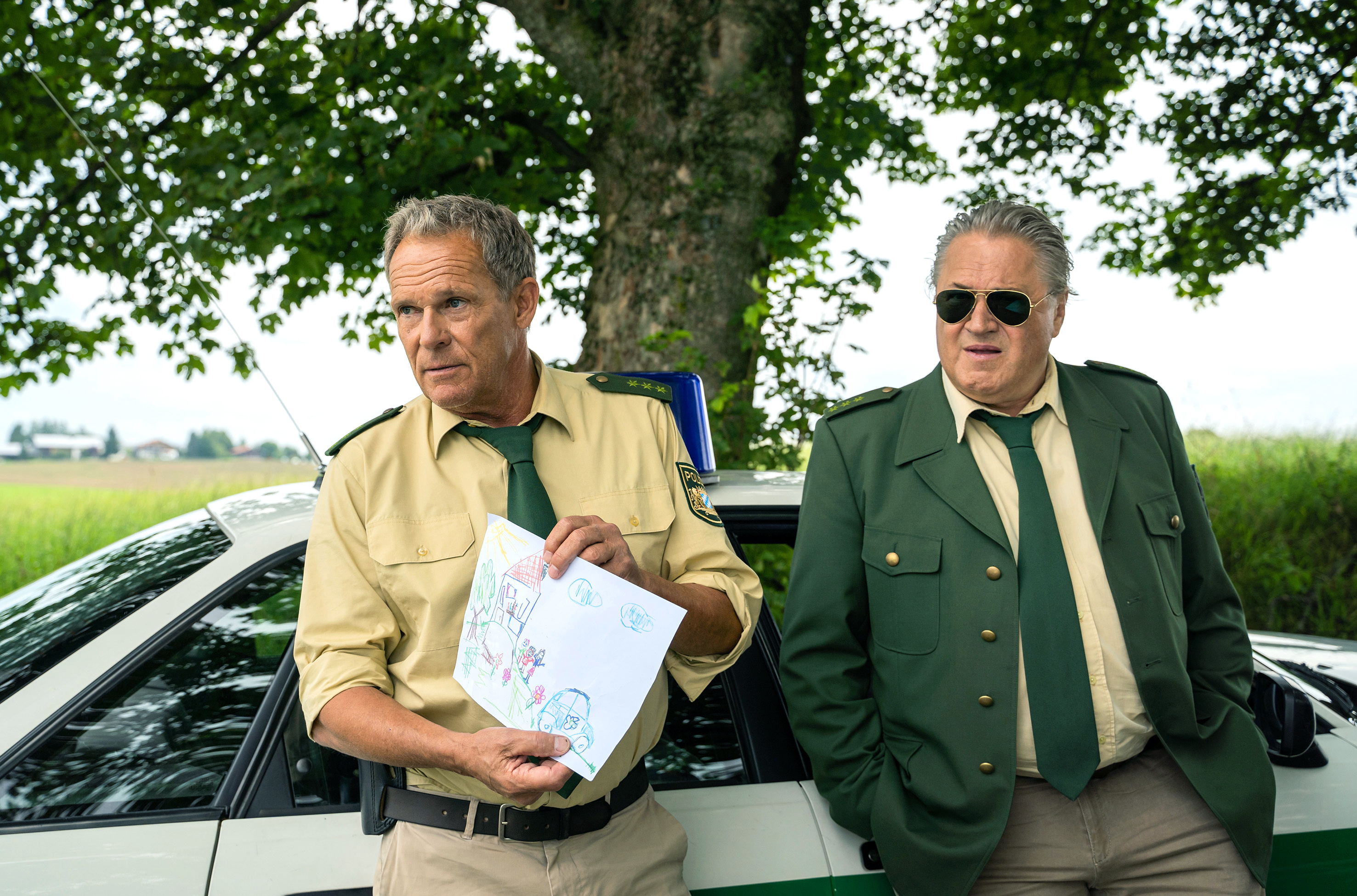 Michael Brandner and Christian Tramitz in Frau Hackl muss weg (2022)