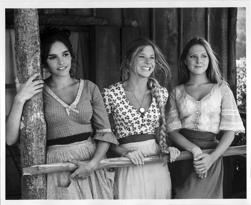 Brooke Adams, Christina Hart, and Ronne Troup in The Daughters of Joshua Cabe Return (1975)