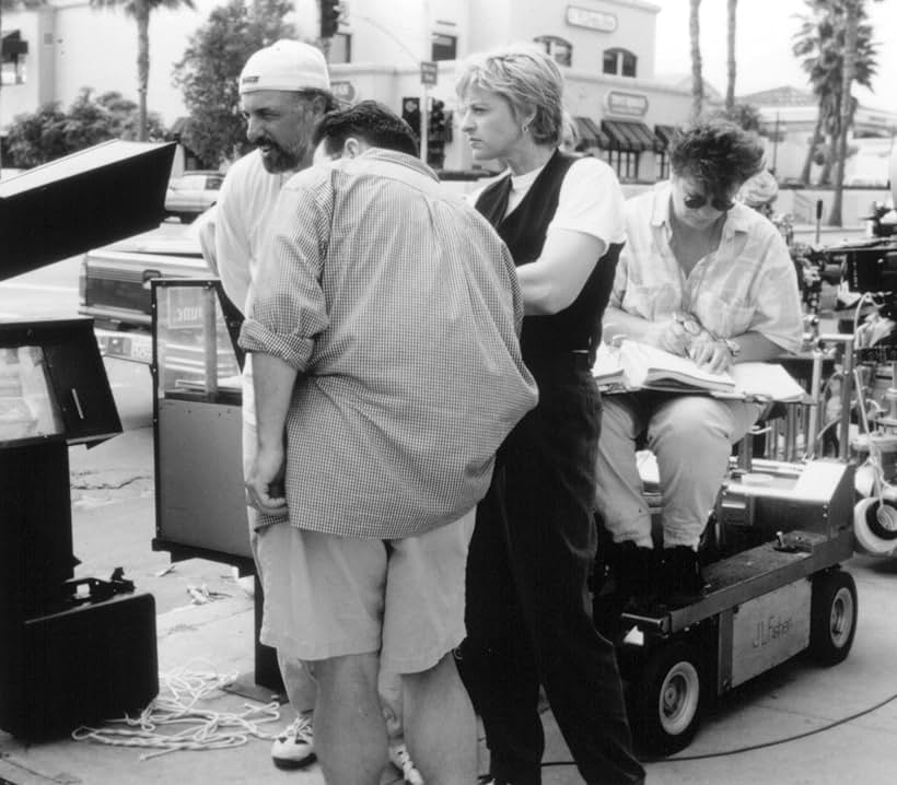 Ellen DeGeneres and Nick Castle in Mr. Wrong (1996)