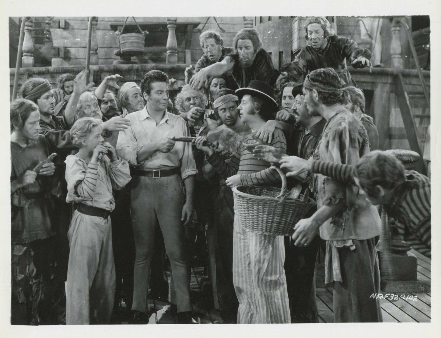 Victor Mature, Roscoe Ates, Ted Billings, Sven Hugo Borg, and El Brendel in Captain Caution (1940)