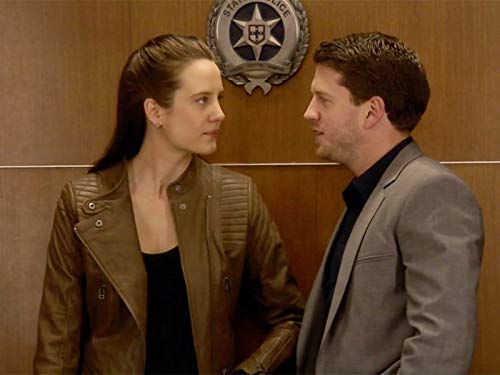 Nadia Townsend and Ryan O'Kane in City Homicide (2006)