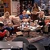 Mayim Bialik, Kaley Cuoco, Johnny Galecki, Simon Helberg, Jim Parsons, and Melissa Rauch in The Big Bang Theory (2007)