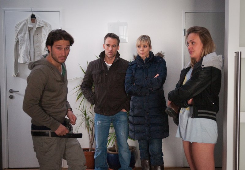 Marco Girnth, Melanie Marschke, Alwara Höfels, and Pablo Sprungala in Leipzig Homicide (2001)