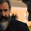 Mel Gibson and Sean Penn in The Professor and the Madman (2019)