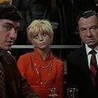 Goldie Hawn, Walter Matthau, and Rick Lenz in Cactus Flower (1969)