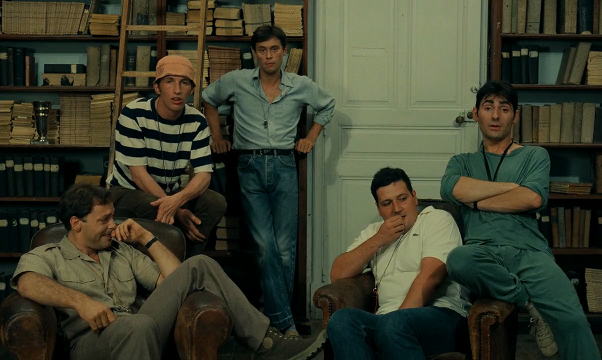 Patrick Bouchitey, Marc Chapiteau, Frank D'Ascanio, Patrick Dewaere, and Michel Such in La meilleure façon de marcher (1976)