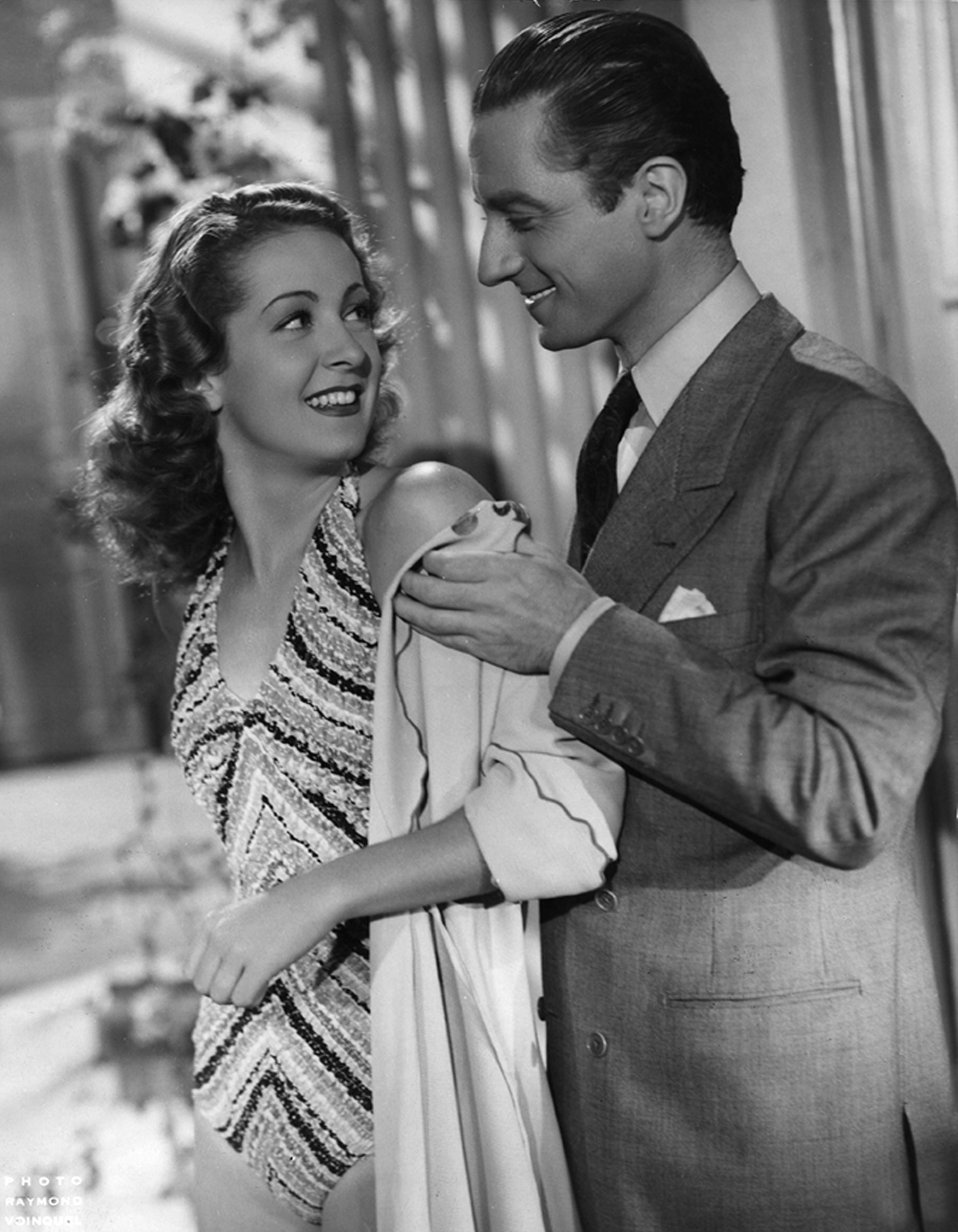 Danielle Darrieux and Claude Dauphin in Battement de coeur (1940)