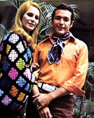 Cecilia Villarreal and Juan Iturbide in Simplemente María (1970)