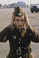 Elena Kondulaynen in 100 Days Before the Command (1991)