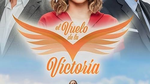 Andrés Palacios, Mane De La Parra, and Paulina Goto in El vuelo de la Victoria (2017)