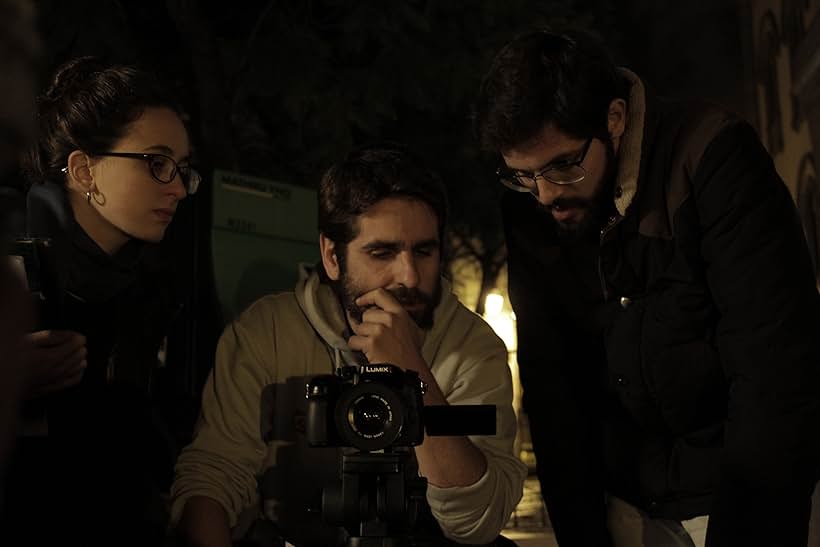 Miguel Reis, Guilherme Daniel, and Marta Sousa Ribeiro in Simon Chama (2020)