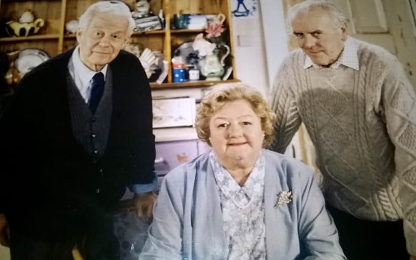 George Cole, Richard Pearson, and Joan Sims in My Good Friend (1995)