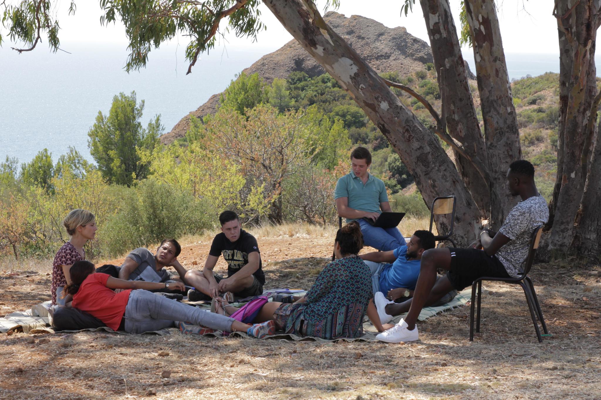 Marina Foïs, Doudou Masta, Mélissa Guilbert, Matthieu Lucci, Florian Beaujean, Warda Rammach, Julien Souve, and Issam Talbi in The Workshop (2017)