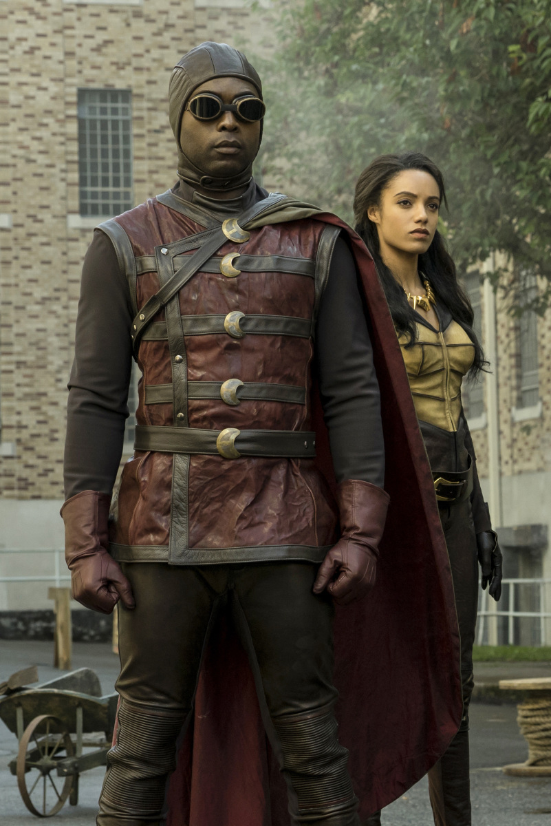 Kwesi Ameyaw and Maisie Richardson-Sellers in DC's Legends of Tomorrow (2016)