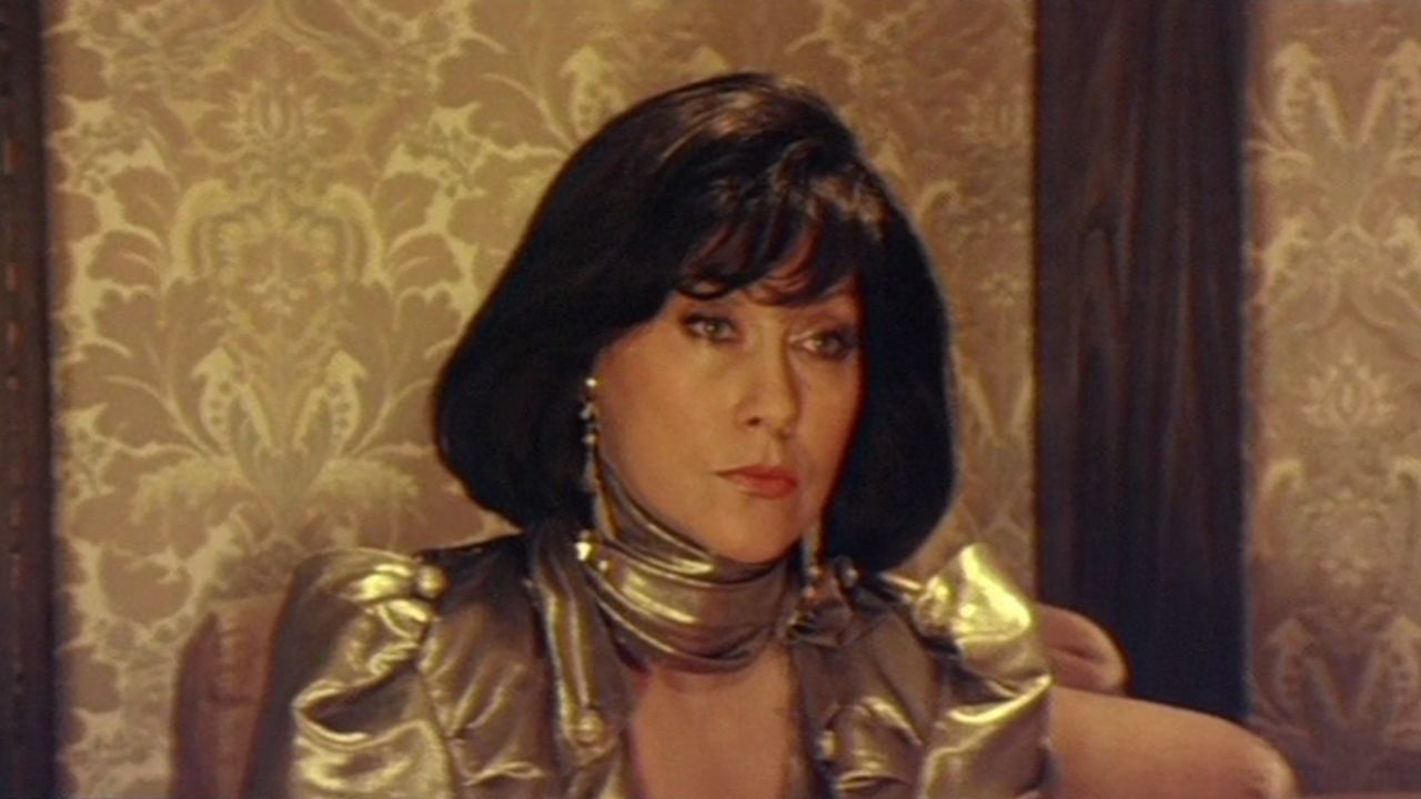 Irina Miroshnichenko in Tayny madam Vong (1986)