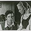 Alf Kjellin and Mai Zetterling in Driver dagg faller regn (1946)