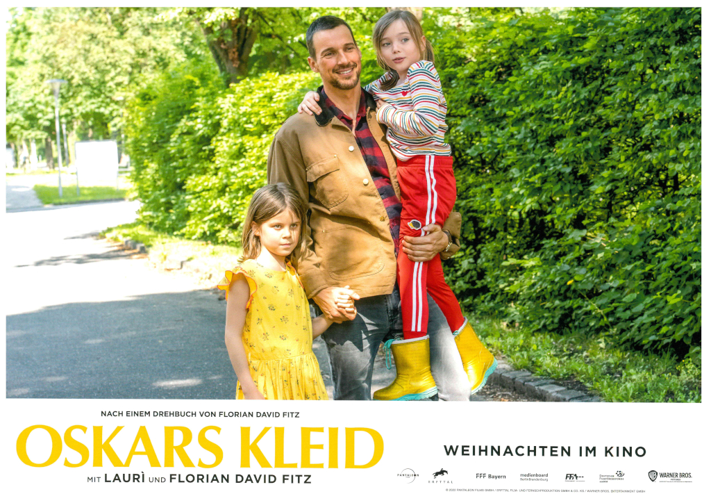 Florian David Fitz and Laurì in Oskars Kleid (2022)