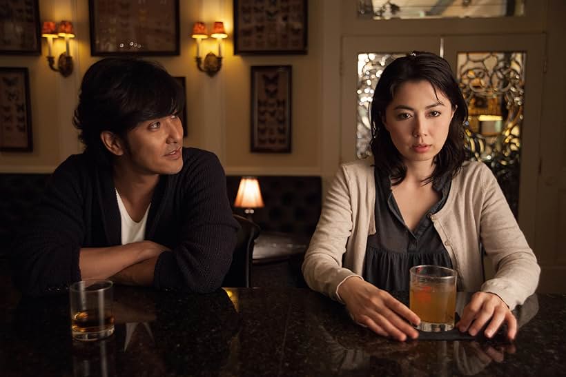 Ayako Fujitani and Kazuki Kitamura in Man from Reno (2014)