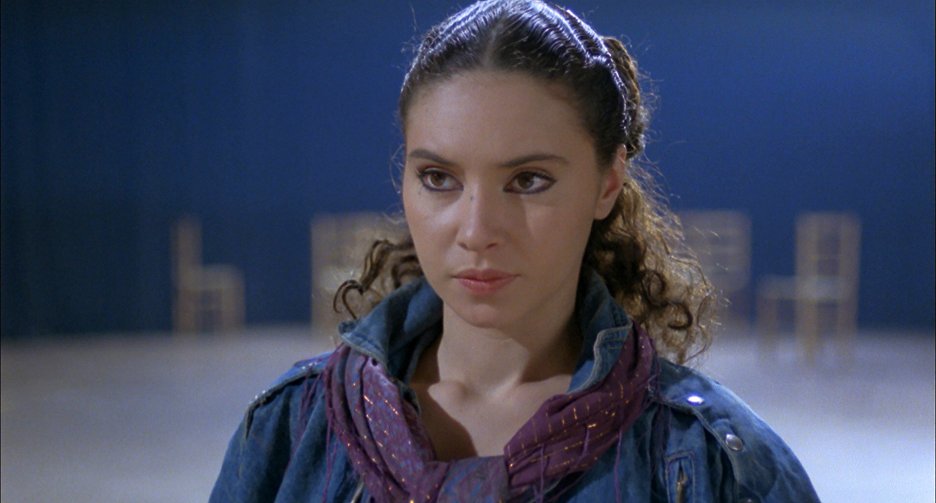 Laura del Sol in Carmen (1983)