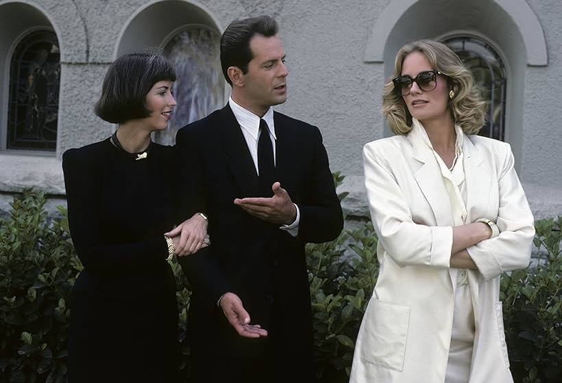 Bruce Willis, Dana Delany, and Cybill Shepherd in Moonlighting (1985)