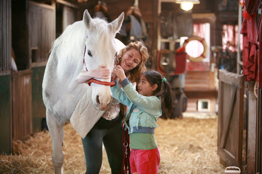 Ebbie Tam in Waar is het paard van Sinterklaas? (2007)