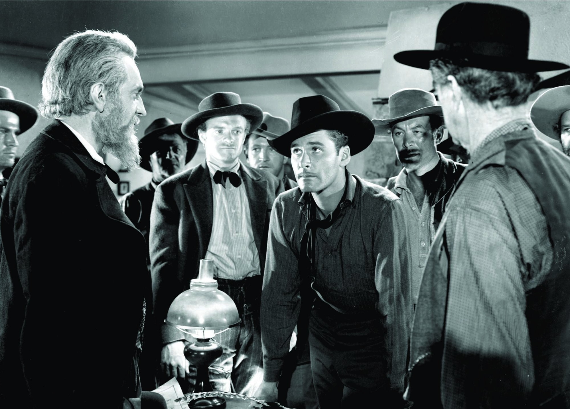 Ward Bond, Errol Flynn, Van Heflin, Alan Baxter, Raymond Massey, and Joe Sawyer in Santa Fe Trail (1940)