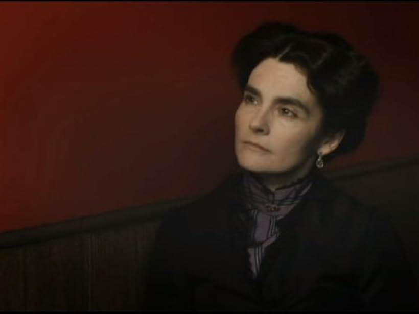 Shirley Henderson in The Crimson Petal and the White (2011)