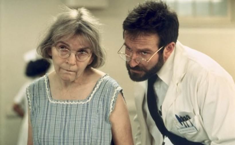 Robin Williams and Alice Drummond in Awakenings (1990)