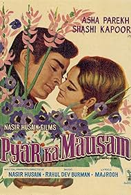 Shashi Kapoor and Asha Parekh in Pyar Ka Mausam (1969)