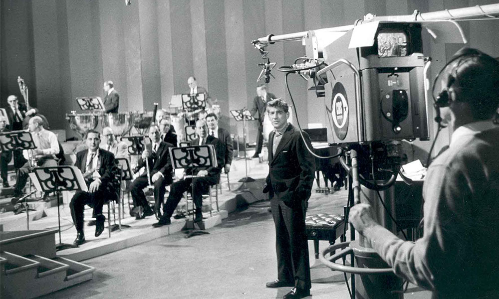 Leonard Bernstein in New York Philharmonic Young People's Concerts (1958)