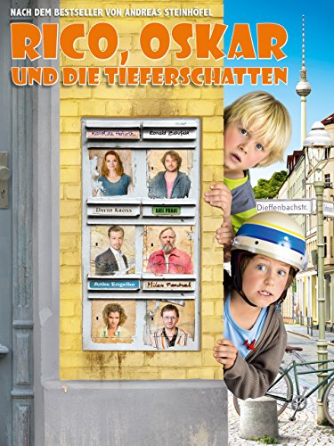 Anke Engelke, Karoline Herfurth, Milan Peschel, Axel Prahl, David Kross, Ronald Zehrfeld, Juri Winkler, and Anton Petzold in The Pasta Detectives (2014)